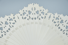 Lade das Bild in den Galerie-Viewer, Fächer Schneeflocke