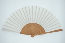Lade das Bild in den Galerie-Viewer, Spanische Handgefertigte Fächer Handfächer günstig kaufen Shop Modern weiss Holz