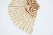 Lade das Bild in den Galerie-Viewer, Spanische Handgefertigte Fächer Handfächer günstig kaufen Shop Modern Holz