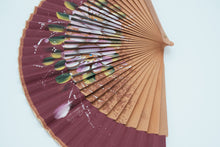 Lade das Bild in den Galerie-Viewer, Spanische Handgefertigte Fächer Handfächer günstig kaufen Shop Klassisch Blumen rot