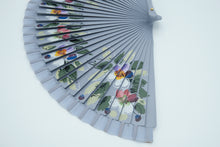 Lade das Bild in den Galerie-Viewer, Spanische Handgefertigte Fächer Handfächer günstig kaufen Shop Modern blau Blumen