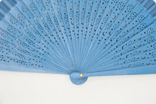 Lade das Bild in den Galerie-Viewer, Spanische Handgefertigte Fächer Handfächer günstig kaufen Shop Modern blau
