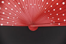 Lade das Bild in den Galerie-Viewer, Spanische Handgefertigte Fächer Handfächer günstig kaufen Shop Flamenco rot
